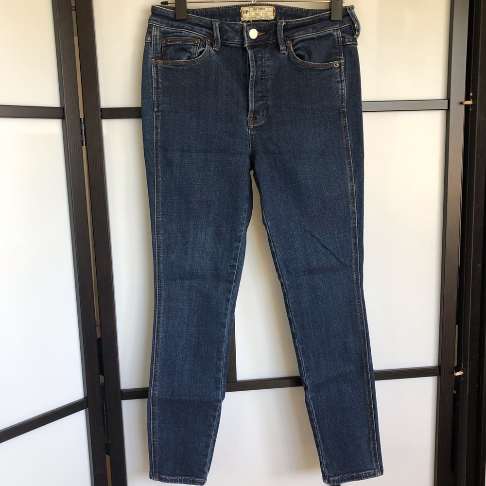 Free People Button fly  skinny jeans size 27